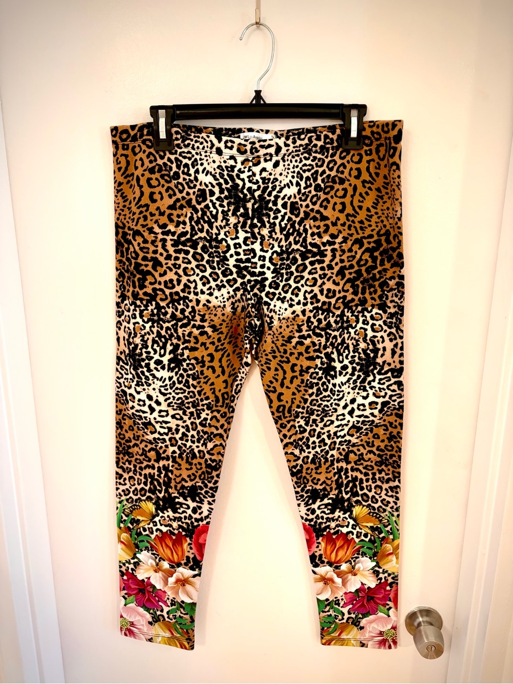 Johnny Was Leopard/Floral Leggings - Large - Picture 5 of 7